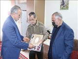 دیدار فرماندار قرچک با خانواده شهید والامقام «مهدی حسین پور»