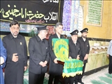 ببینید|حضور خدام حضرت امام رضا(ع) در مسجدجامع قرچک| بوسه استاندار تهران بر پرچم متبرکه حرم امام مهربانی‌ها