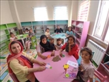 کلاس اوریگامی در بخش کودک کتابخانه عمومی شهید سلیمانی روستای داوداباد قرچک برگزار شد