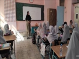قصه گویی از کتاب قصه های پدربزرک در مدرسه ابتدایی نورقلم قرچک