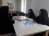 جلسه هم اندیشی مسئول کتابخانه شهید سلیمانی با مسئول پایگاه بسیج هاجر روستای داودآباد قرچک
