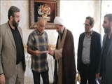 دیدار فرماندار قرچک با پزشک جانباز