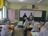 نشست معرفی و جمع خوانی کتاب در دبستان دخترانه ایران قرچک