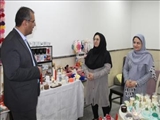 بازدید شهردار قرچک از نمایشگاه مشاغل خانگی ویژه بانوان