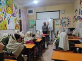 نشست قصه گویی در مدرسه ابتدایی عطر دانش قرچک