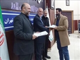 اعطای حکم انتصاب مدیر روابط عمومی شهرداری قرچک در هیئت‌رئیسه شورای روابط عمومی‌ها