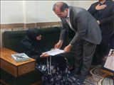فرماندار قرچک به همراه مسئولان شهرستان با خانواده معظم شهیدان والامقام «هاشمی و داودی» دیدار و از ایشان تجلیل کردند.