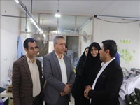 بازدید فرماندار قرچک از واحد تولیدی پوشاک در راستای حمایت از کارآفرینان و رفع موانع تولید